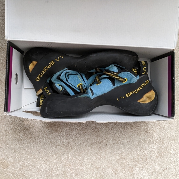 La Sportiva Futura Sz 44.5 climbing shoe - Picture 10 of 10